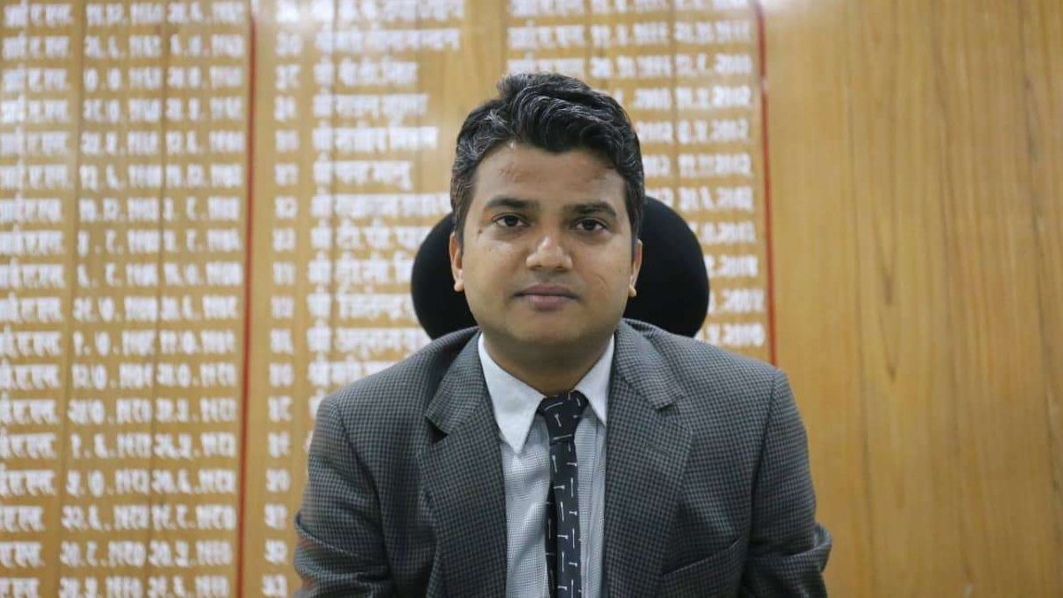 5 पालियों में होगी परीक्षा, प्रयागराज में 53 केंद्रों पर प्रशासन की पैनी नजर
